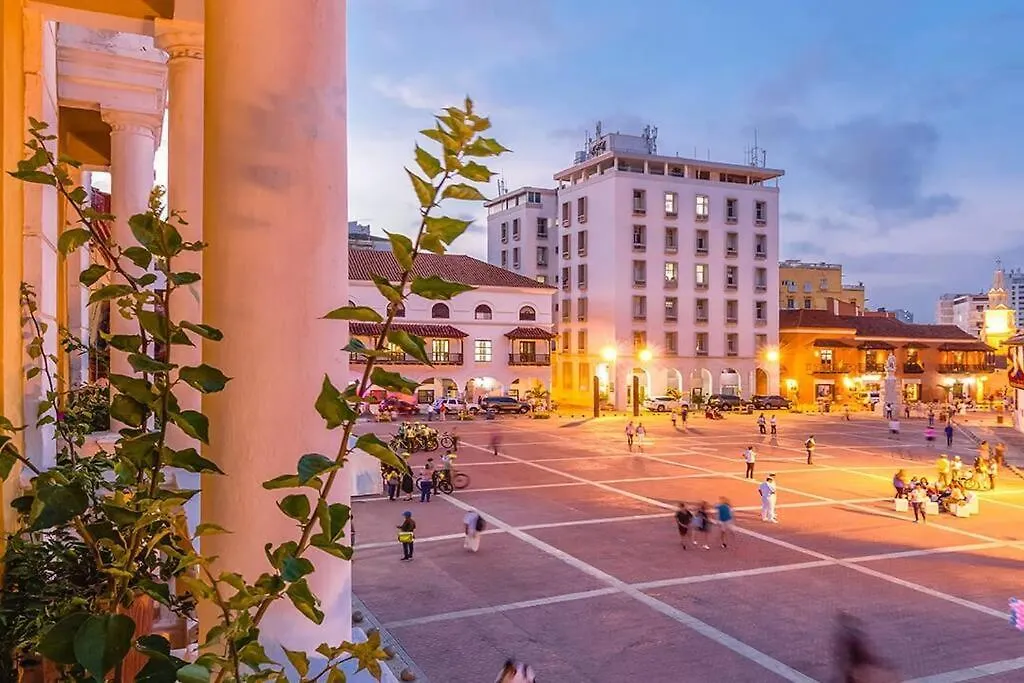 Casa En La Mejor Plaza De La Ciudad Vieja Διαμέρισμα Cartagena